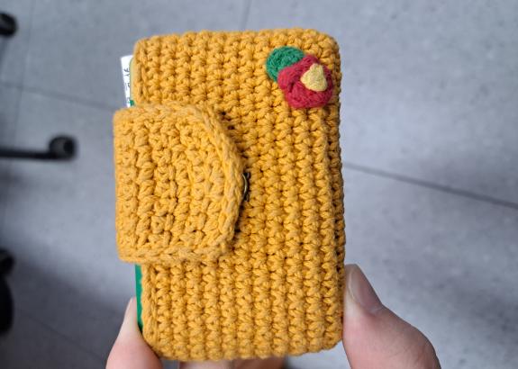 노란색 카드 지갑