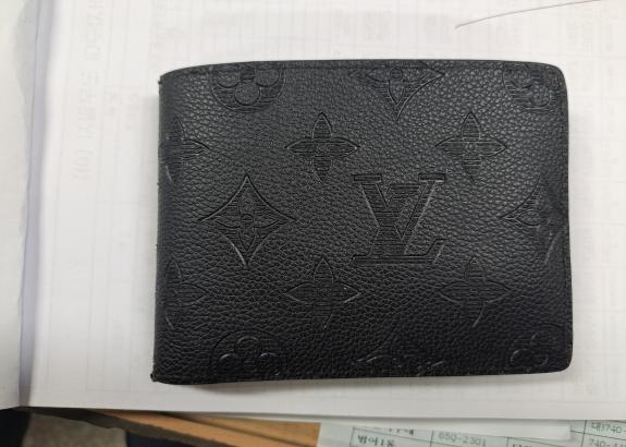 루이비통 반지갑