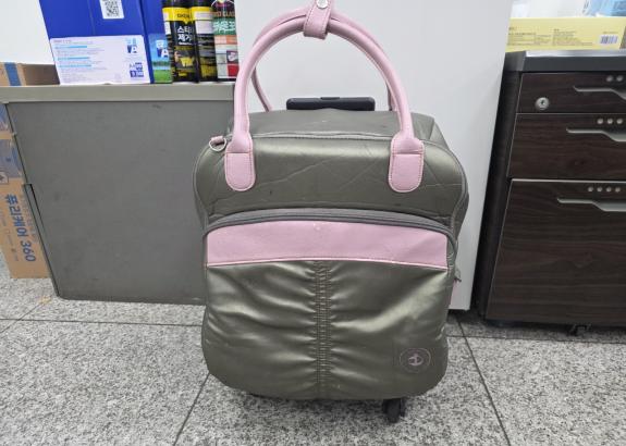 여행용 캐리어