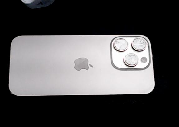 검정케이스 낀 아이폰